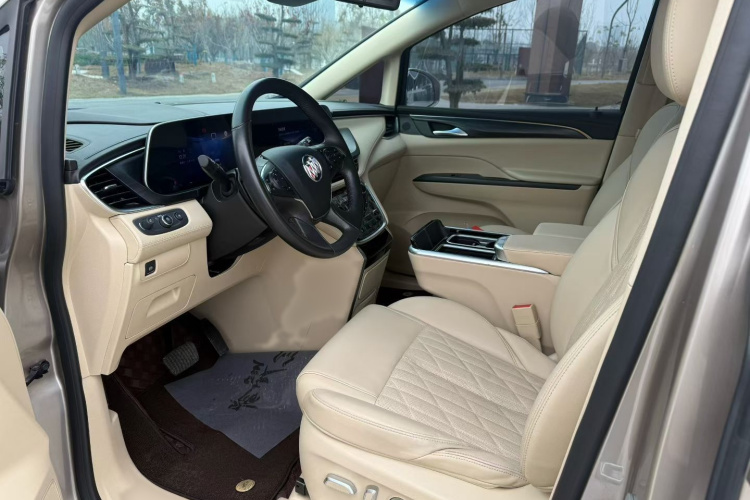 别克GL8 2023款 ES陆尊 豪华型和悦版中控内饰7003