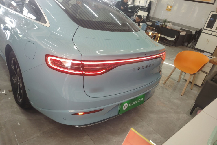 鸿蒙智行 智界S7 2024款 Max+ 后驱超航智驾版车身外观6004