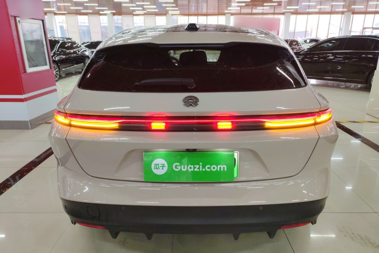 蔚来ET5T 2024款 75kWh Touring车身外观6