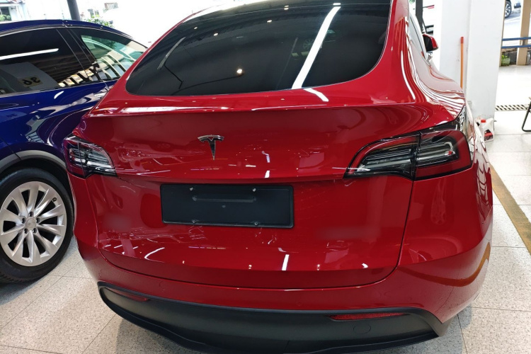 特斯拉 Model Y 2021款 长续航全轮驱动版 3D7车身外观6004