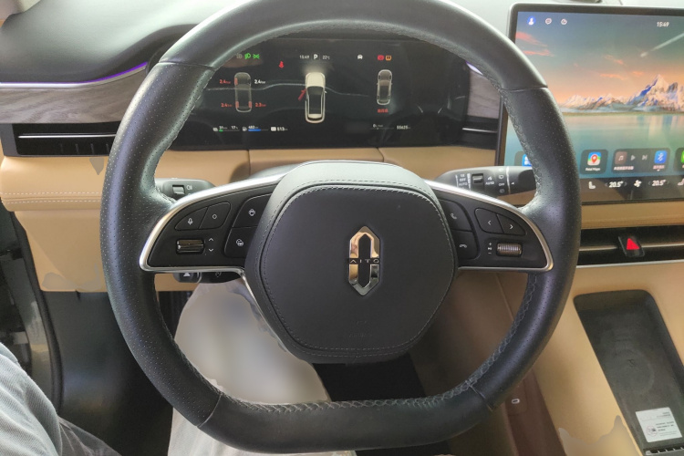 鸿蒙智行 问界M5 2022款 增程四驱旗舰版局部细节13