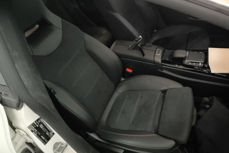 奔驰CLA 2021款 CLA 200局部细节41