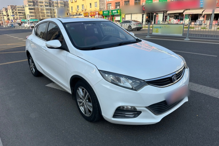 长安 逸动 2015款 1.6L 手动俊酷型 国V车身外观6002