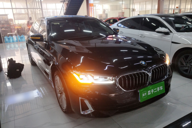 宝马5系 2021款 530Li 尊享型 豪华套装车身外观3