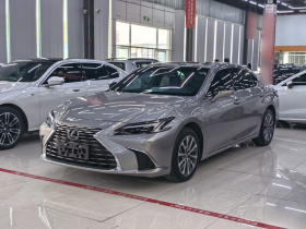 雷克萨斯ES 2025款 200 臻享版