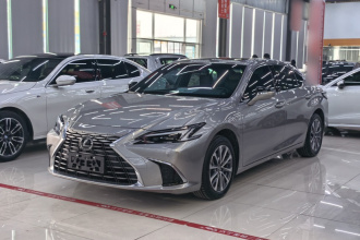 雷克萨斯ES 2025款 200 臻享版