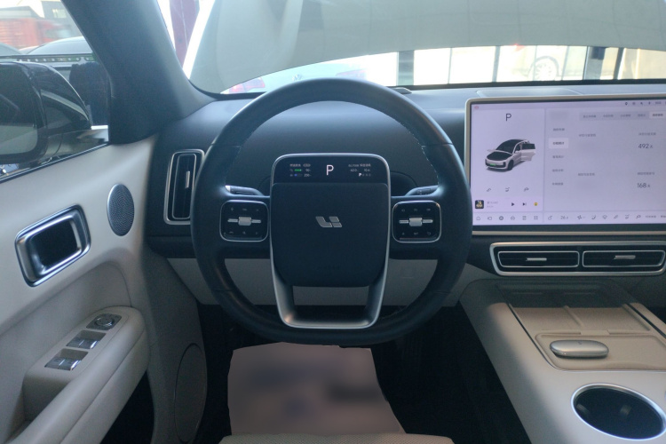 理想汽车 理想L6 2024款 Max中控内饰13