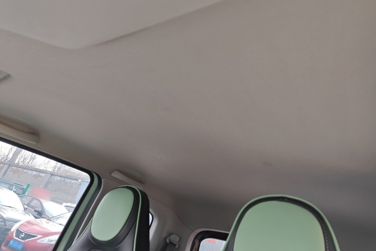 五菱汽车 宏光MINIEV 2021款 马卡龙时尚款 磷酸铁锂中控内饰22