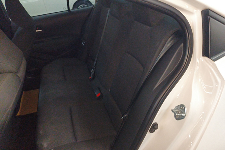 丰田 雷凌 2023款 TNGA 1.5L CVT进取版中控内饰21