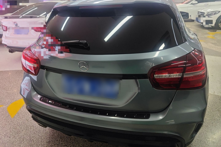 奔驰GLA 2018款 GLA 200 时尚型车身外观6