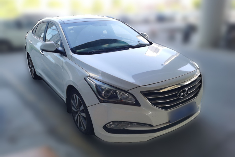 现代 名图 2014款 1.8L 自动尊贵型DLX车身外观3