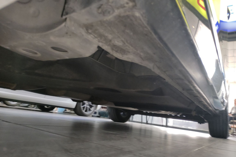 别克GL8 2021款 陆上公务舱 652T 尊贵型局部细节9002