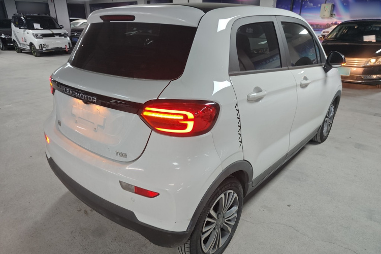 零跑汽车 零跑T03 2021款 400舒享版车身外观6005