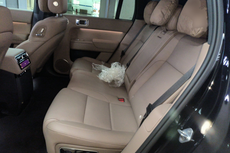理想汽车 理想L7 2025款 Ultra 智能焕新版中控内饰7004