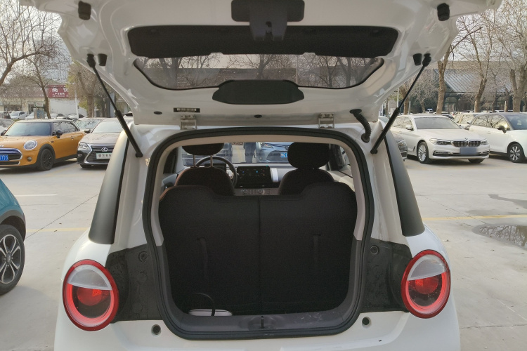 长安启源 长安Lumin 2023款 205km 香沁款机舱底盘23