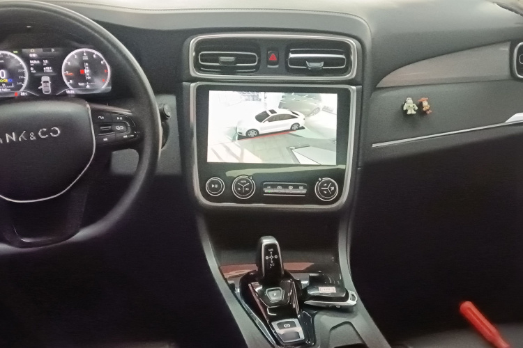 领克01 2019款 2.0T 两驱纯版 国VI局部细节16