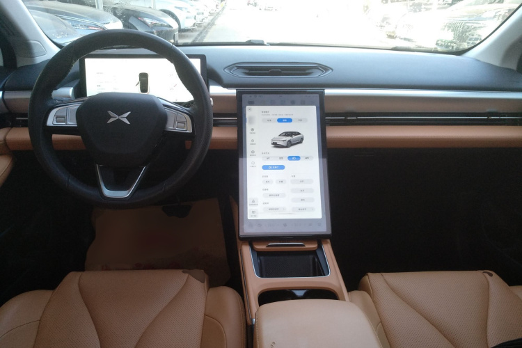 小鹏P5 2024款 500Plus版中控内饰12