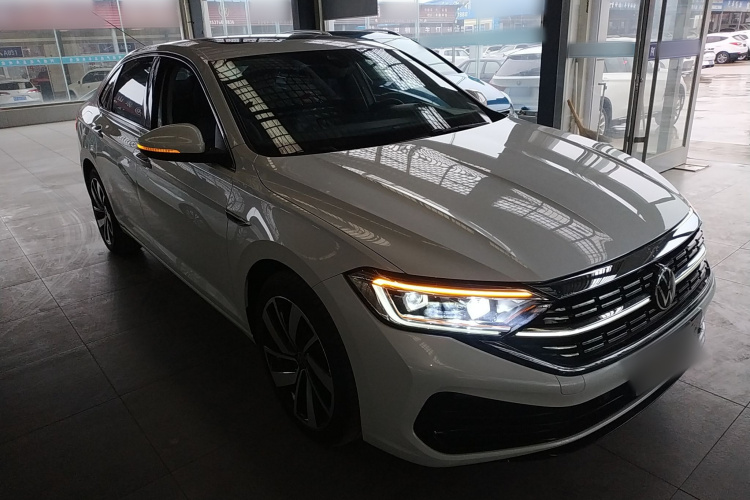 大众 速腾 2025款 300TSI DSG卓越版车身外观3