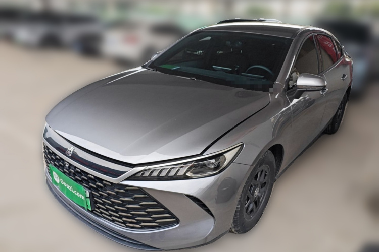 比亚迪 秦PLUS 2025款 DM-i 智驾版 55KM领先型车身外观1