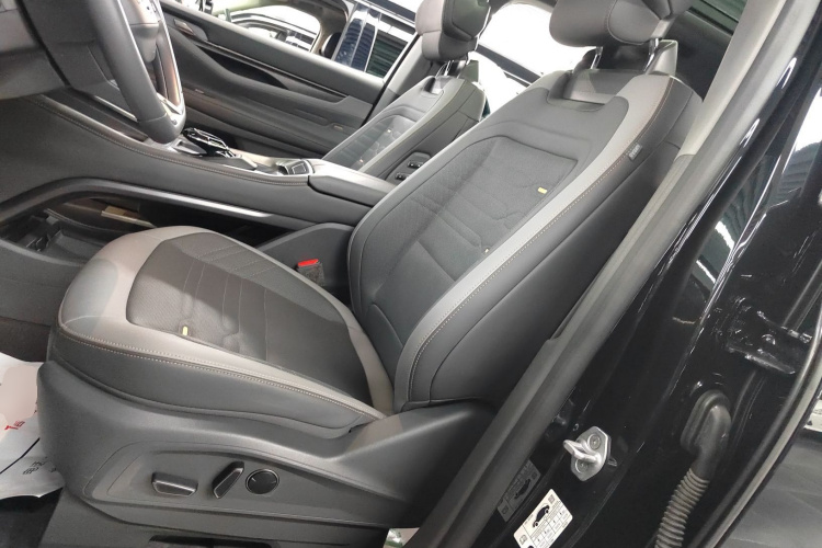 福特 2023款 锐界L 2.0T EcoBoost 四驱七座至尊型局部细节19