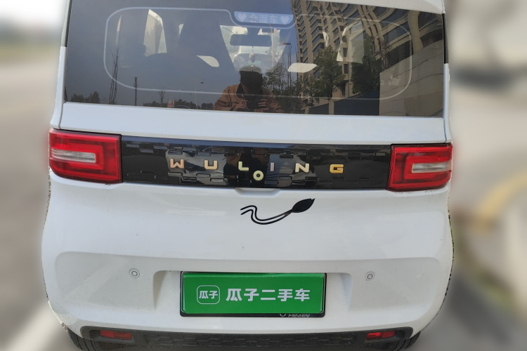 五菱汽车 宏光MINIEV 2020款 自在款 磷酸铁锂车身外观6004