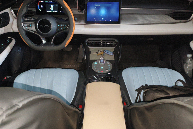 比亚迪 海豹05 DM-i 2025款 DM-i 智驾版 55KM豪华型中控内饰12