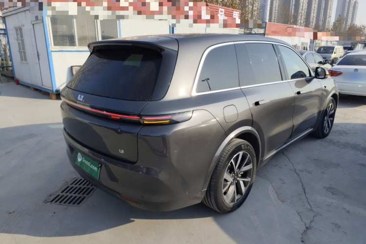 理想汽车 理想L8 2023款 Pro车身外观7