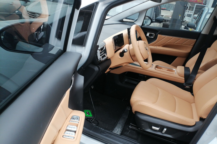 五菱汽车 星光730新能源 2025款 插混 125km 豪华型中控内饰7003