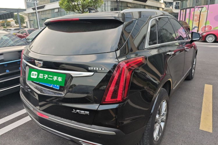 凯迪拉克XT5 2020款 28T 豪华型车身外观7