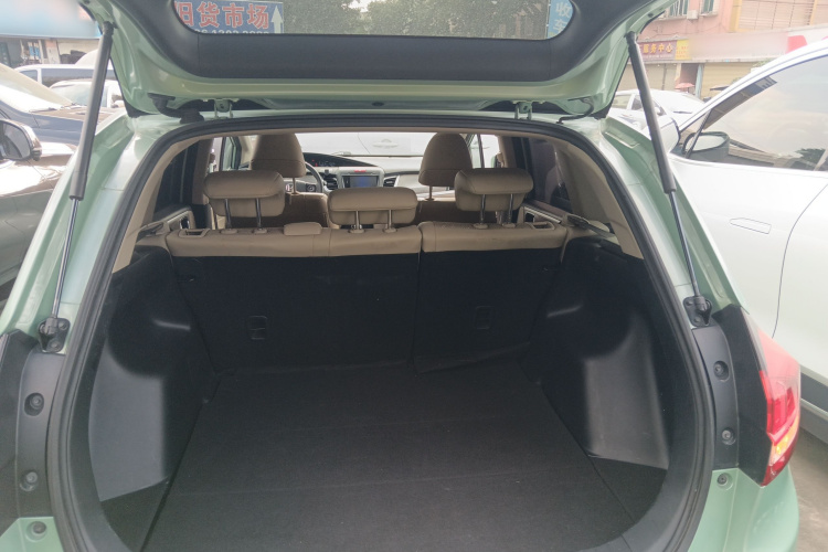 本田 杰德 2017款 210TURBO CVT风尚版 5座机舱底盘23