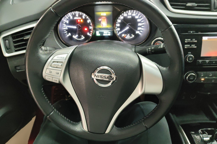 日产 逍客 2017款 2.0L CVT豪华版 国V局部细节13