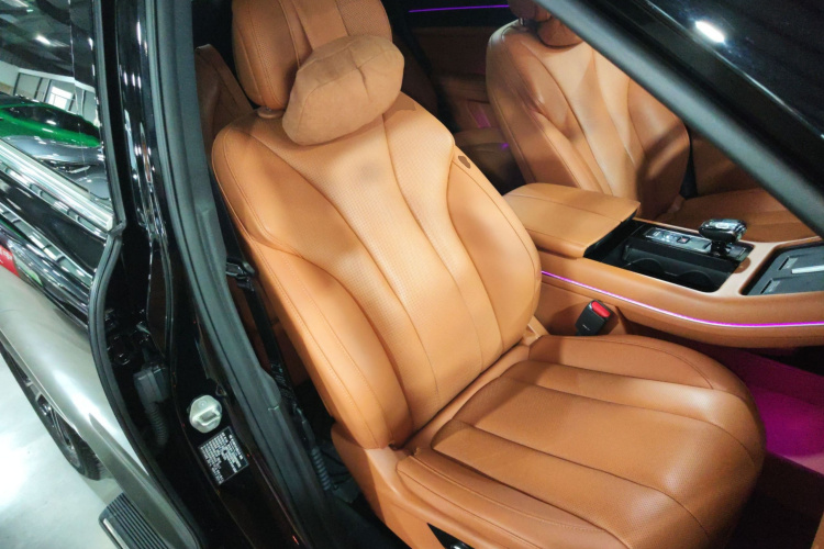 鸿蒙智行 问界M7 2024款 1.5T 智驾后驱Ultra版 6座局部细节41