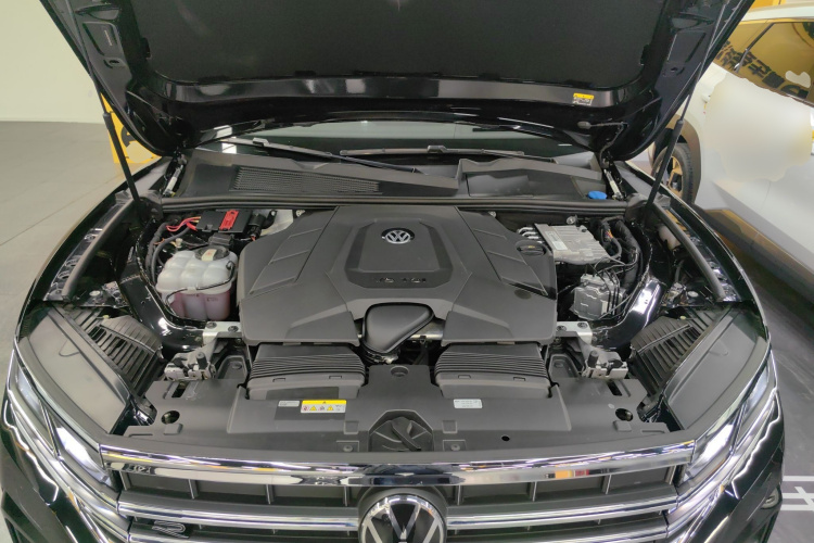 大众 途锐 2023款 3.0TSI 锐享版 经典运动套装局部细节24