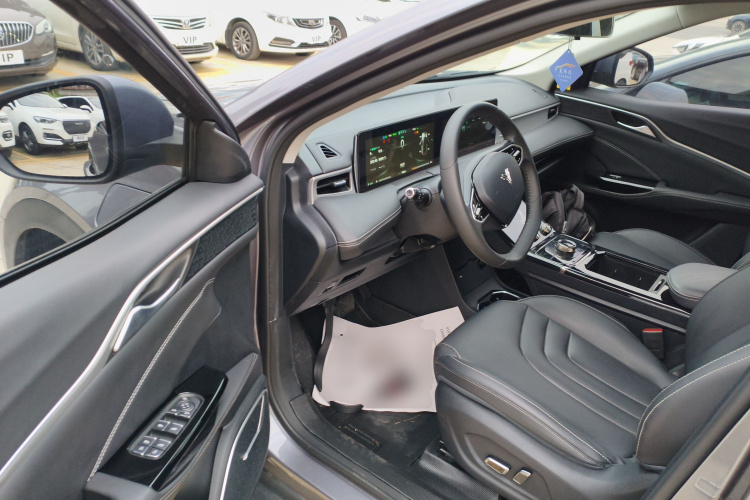 哪吒汽车 哪吒U 2021款 Pro 400 行业定制版中控内饰20