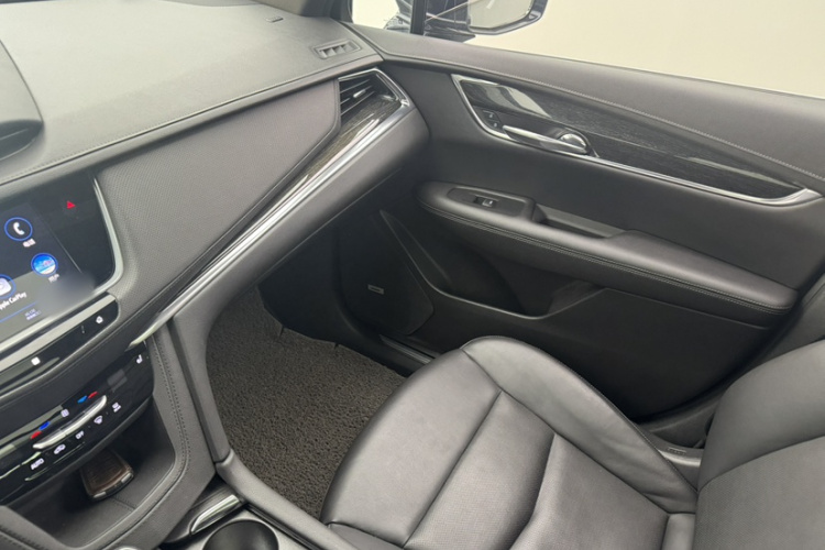 凯迪拉克XT5 2020款 改款 28T 豪华型中控内饰7004