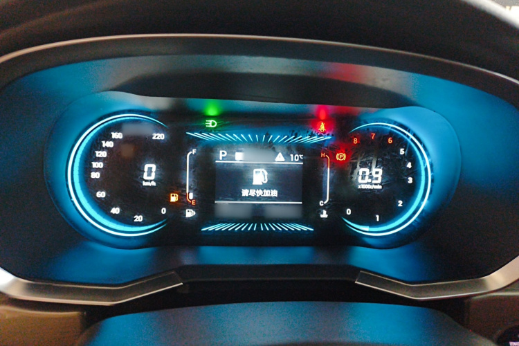 捷途X70 2023款 1.5T DCT超越PRO+版 5座局部细节14