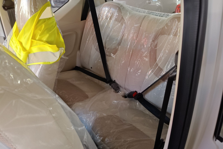 五菱汽车 宏光MINIEV 2024款 第三代 215km 青春版中控内饰21