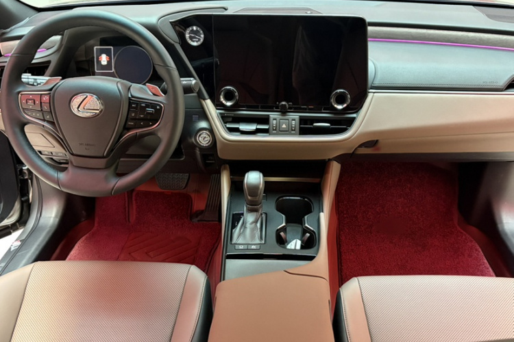 雷克萨斯ES 2025款 300h 臻享版局部细节13