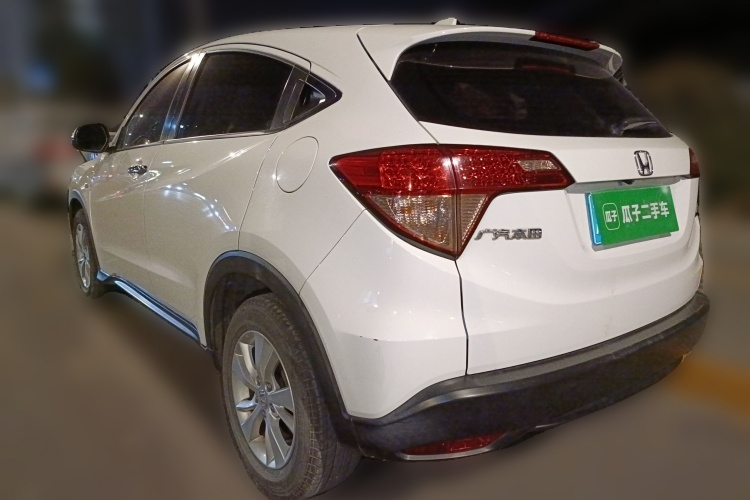 本田 缤智 2015款 1.5L CVT两驱舒适型车身外观5