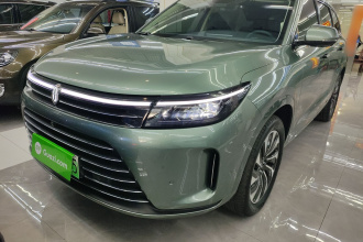 鸿蒙智行 问界M7 2022款 1.5T 四驱豪华版