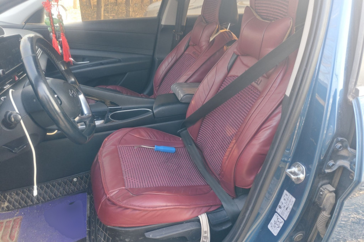 现代 伊兰特 2021款 1.5L CVT GLX精英版中控内饰19