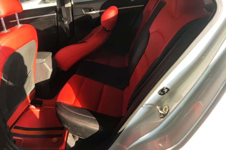 现代 领动 2016款 1.6L 自动智炫·精英型中控内饰21