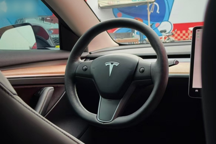 特斯拉 Model 3 2022款 后轮驱动版中控内饰7006