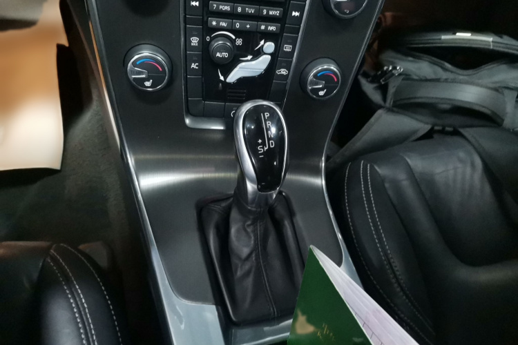 沃尔沃V60 2014款 T5 智雅版局部细节18