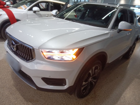 沃尔沃XC40 2022款 T4 四驱智远豪华版