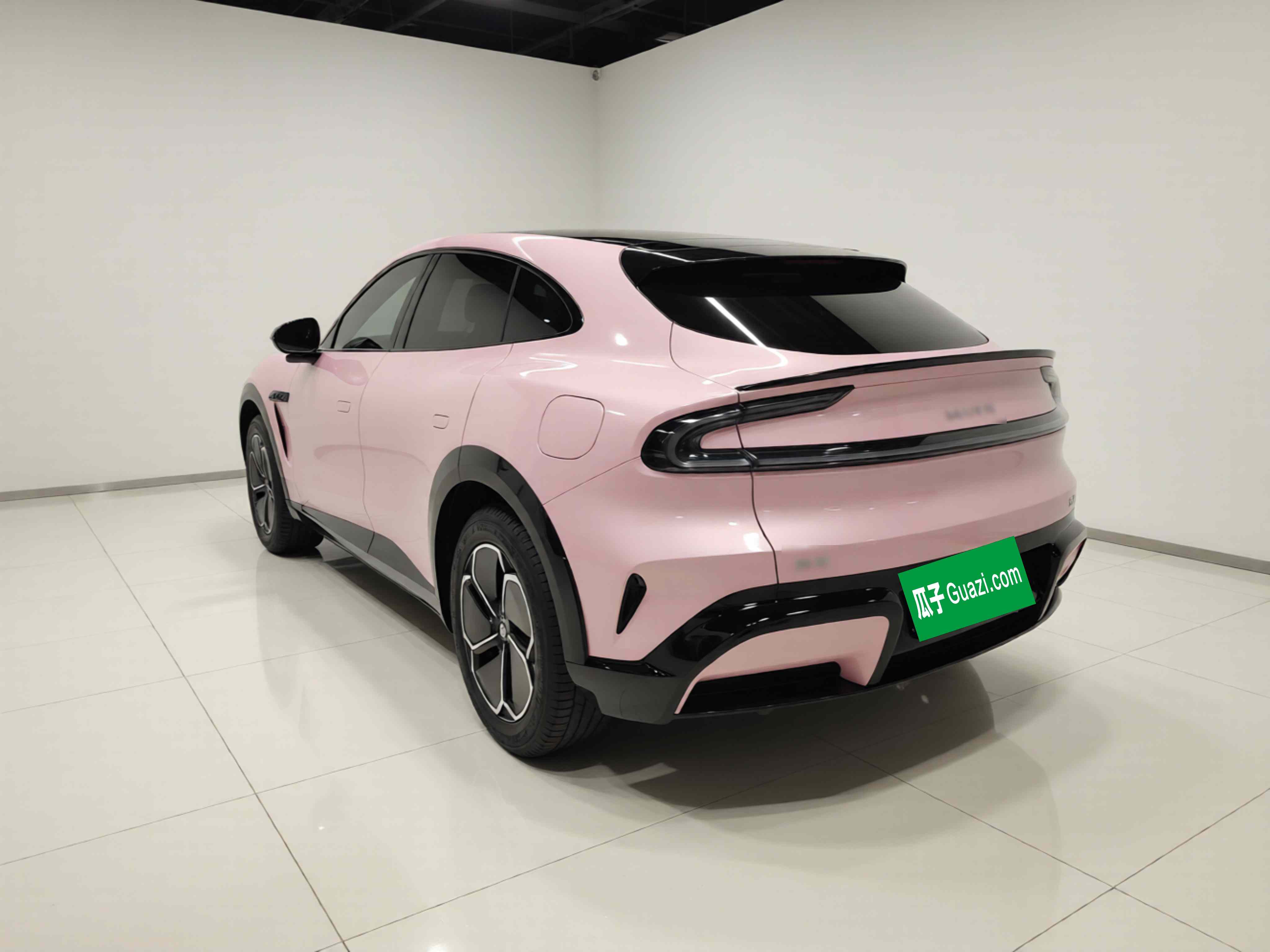 小米汽车 小米YU7 2025款 超长续航后驱版(3)