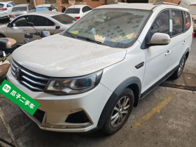 东风风行 风行SX6 2019款 1.6L 手动舒适型 国VI