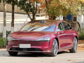 鸿蒙智行 享界S9 2024款 纯电 Ultra 四驱旗舰版