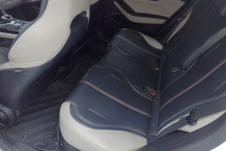 比亚迪 秦PLUS 2023款 冠军版 DM-i 55KM领先型中控内饰21