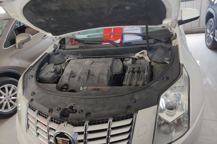 凯迪拉克SRX 2015款 3.0L 精英型机舱底盘24